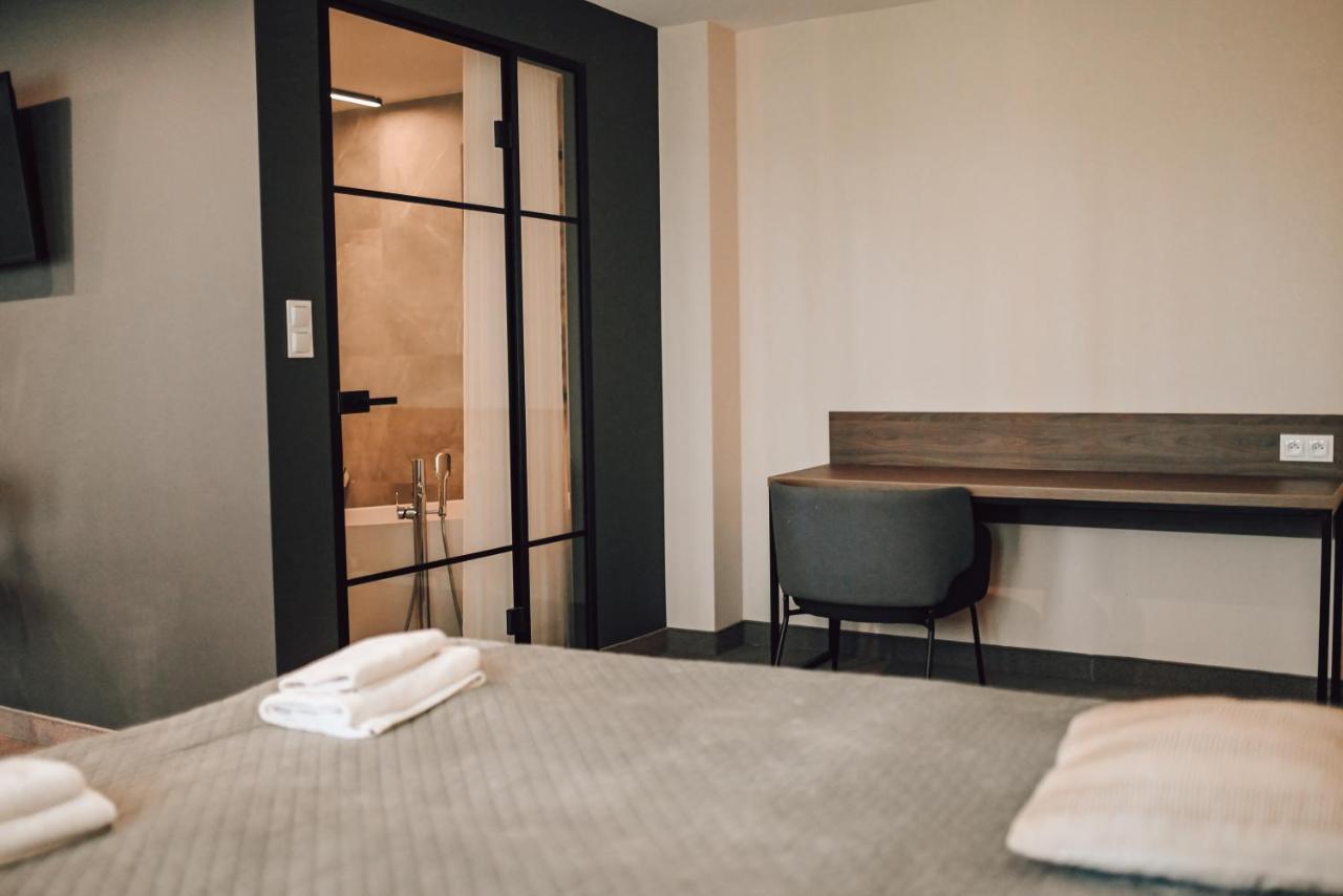 Ryteblota Resort & Spa Zbiczno Eksteriør billede